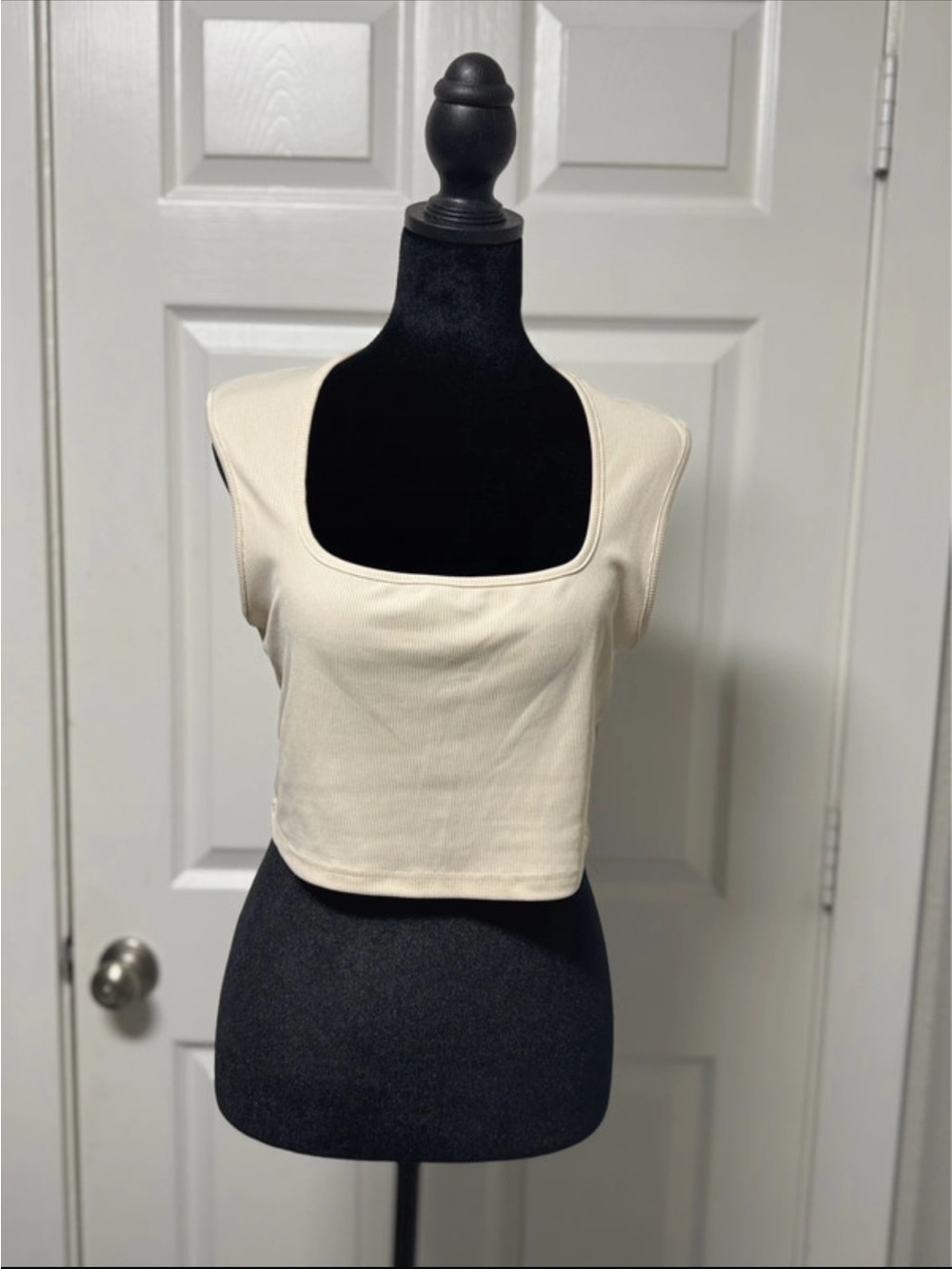 Women’s Square Neck Cropped Tank Top - Cream